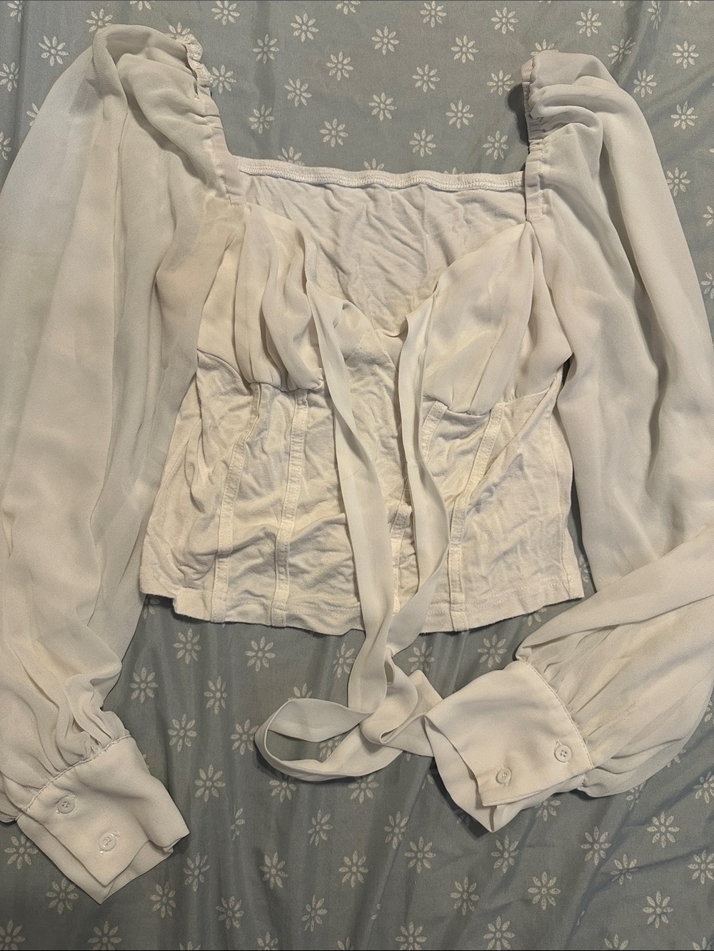 White Puff Sleeve Tie-Front Crop Top size medium